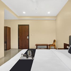 Clubhouse Hotel Raajpath